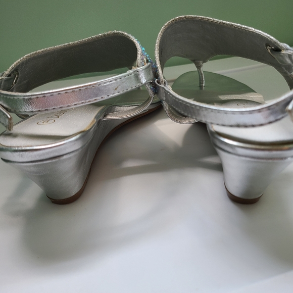 Dream Pairs Low Wedge Dress Sandal Silver Sparkling ADITI-NEW. Size 9 Women - Picture 5 of 7